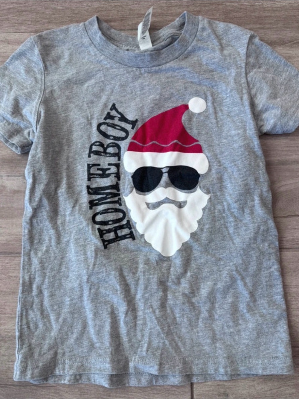 HomeBoy Grey Holiday Santa T-Shirt with Red Hat youth 6-8